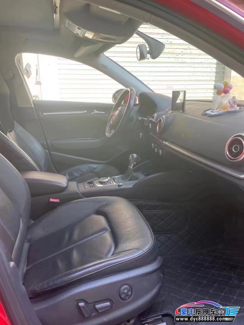 15年奥迪A3SUV抵押车出售