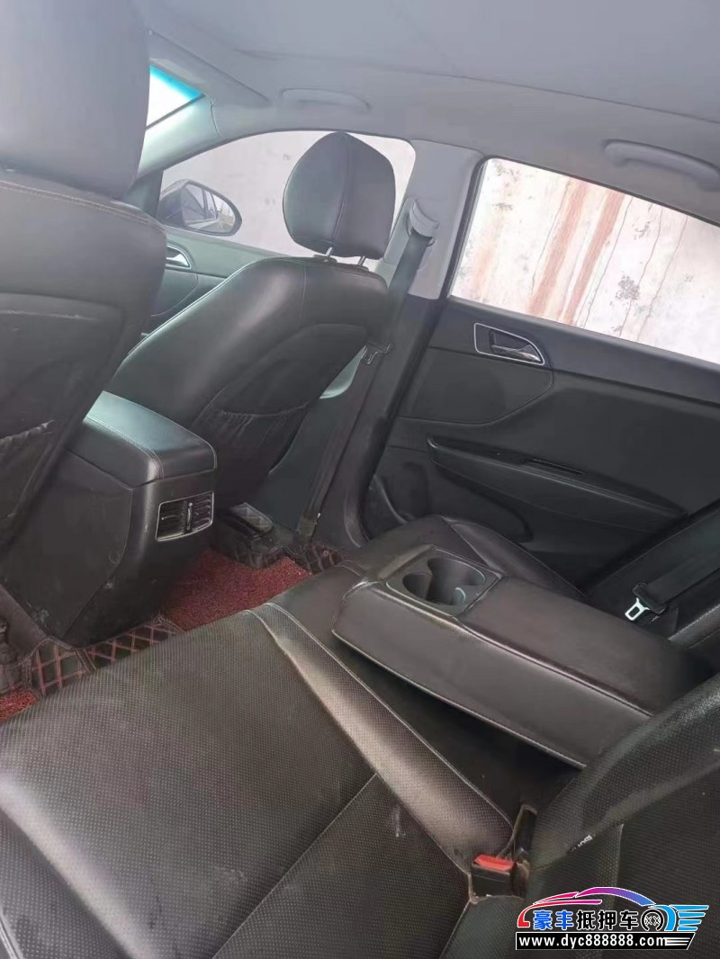 14年现代名图轿车抵押车出售