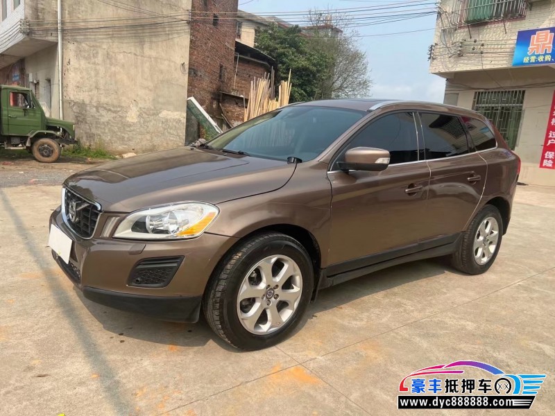 12年沃尔沃XC60轿车抵押车出售