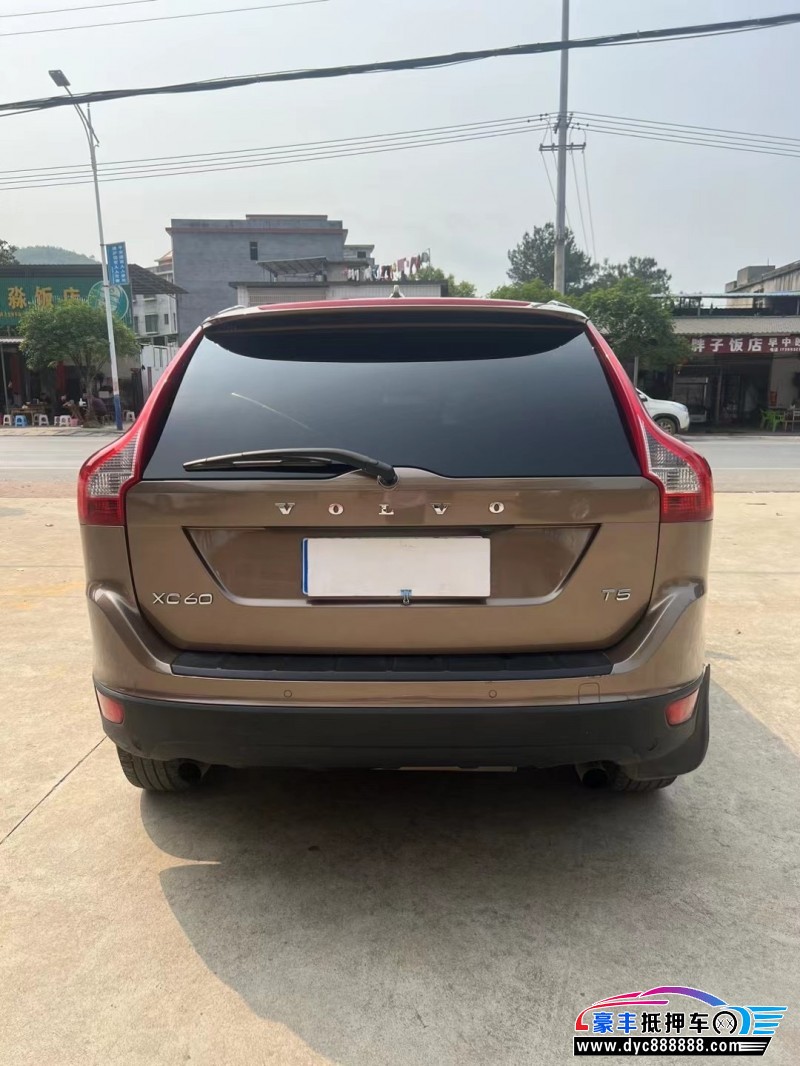 12年沃尔沃XC60轿车抵押车出售