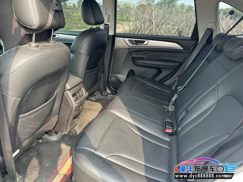 22年长城M6轿车抵押车出售