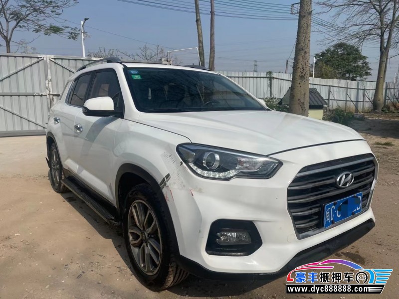 19年现代ix35轿车抵押车出售