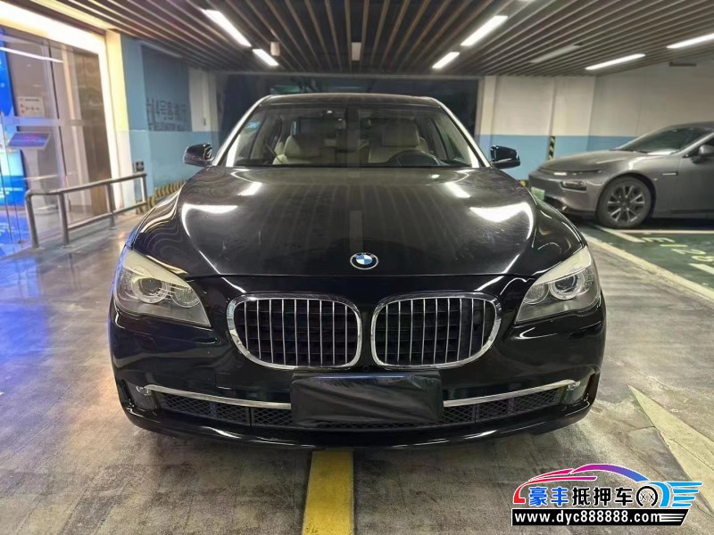 13年宝马7系轿车抵押车出售