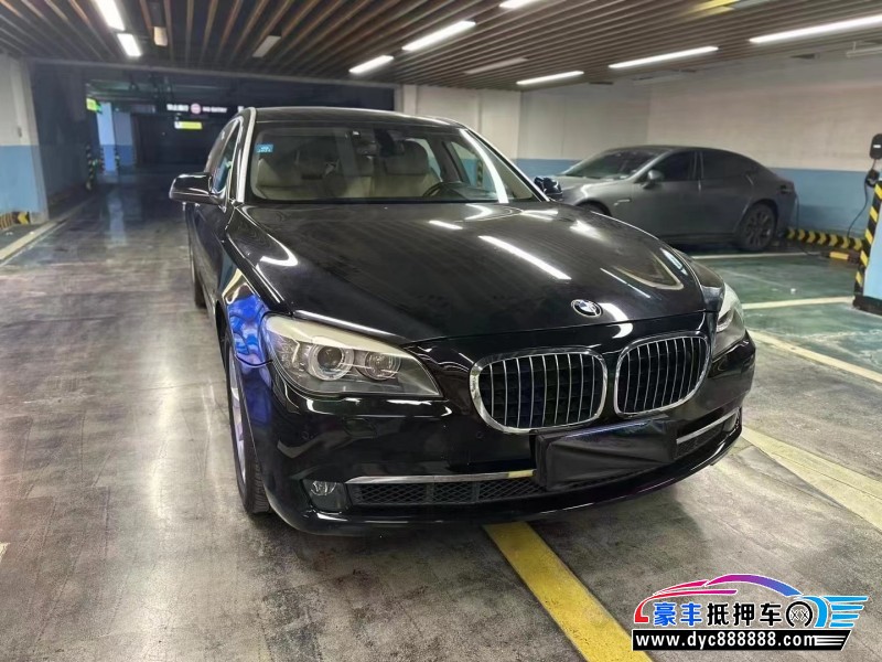 13年宝马7系轿车抵押车出售