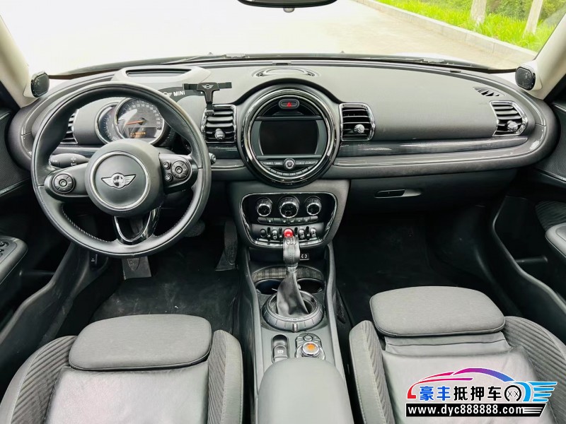 17年宝马MINI轿车抵押车出售