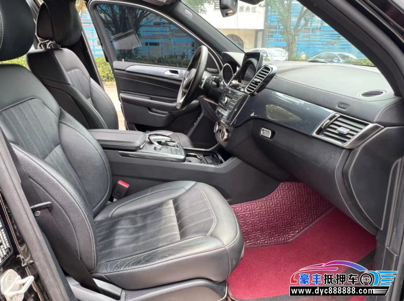 16年奔驰GLS轿车抵押车出售