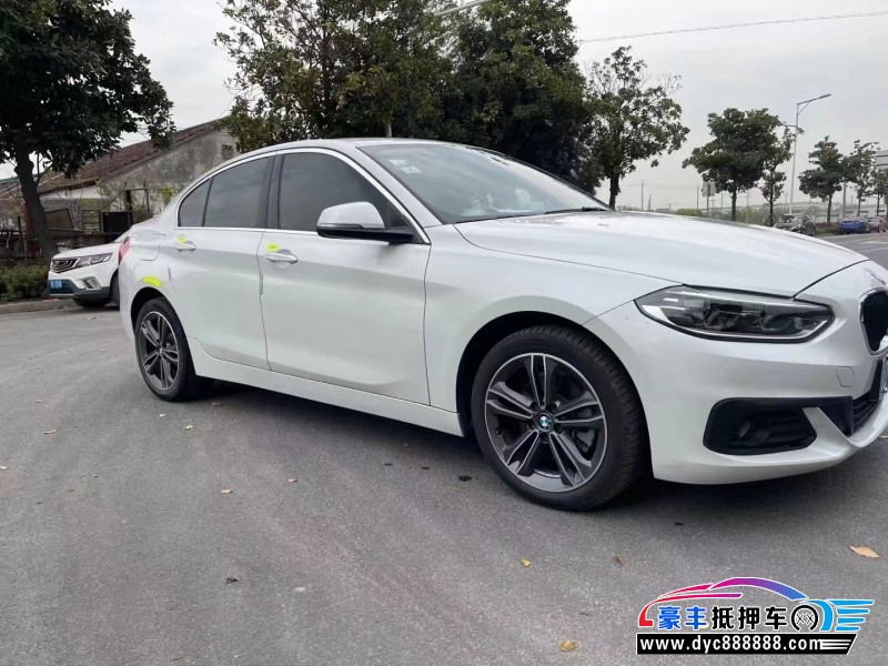 19年宝马1系轿车抵押车出售