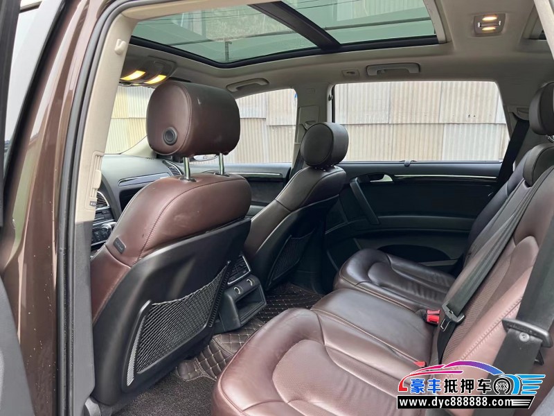 14年奥迪Q7轿车抵押车出售