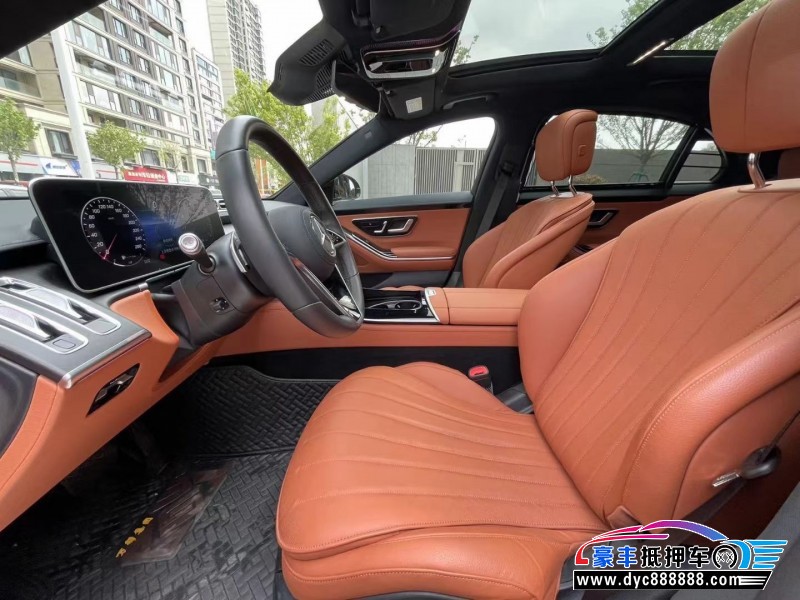 22年奔驰S轿车抵押车出售