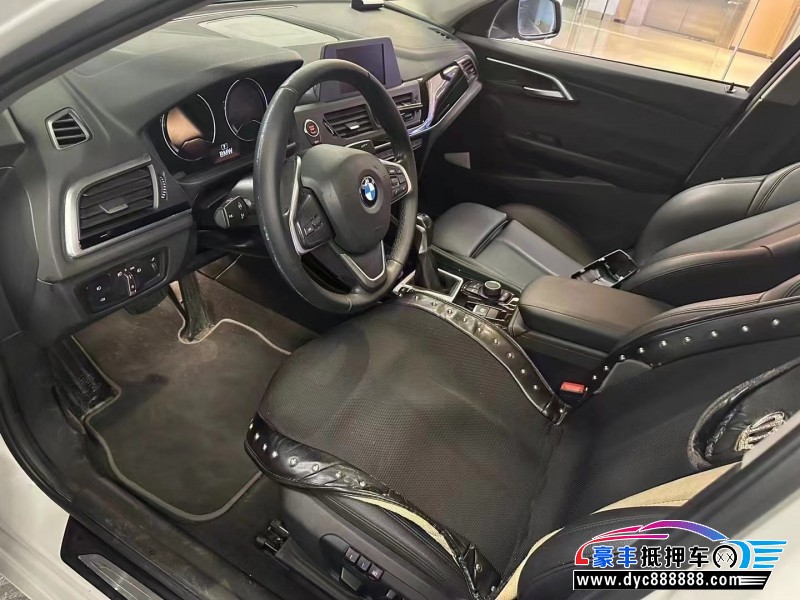 18年宝马1系轿车抵押车出售