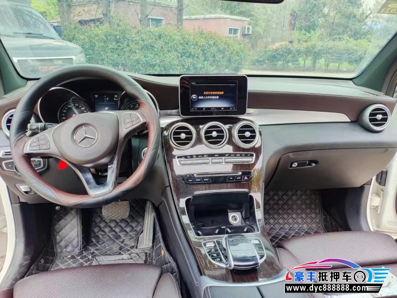 17年奔驰GLC(进口)轿车抵押车出售