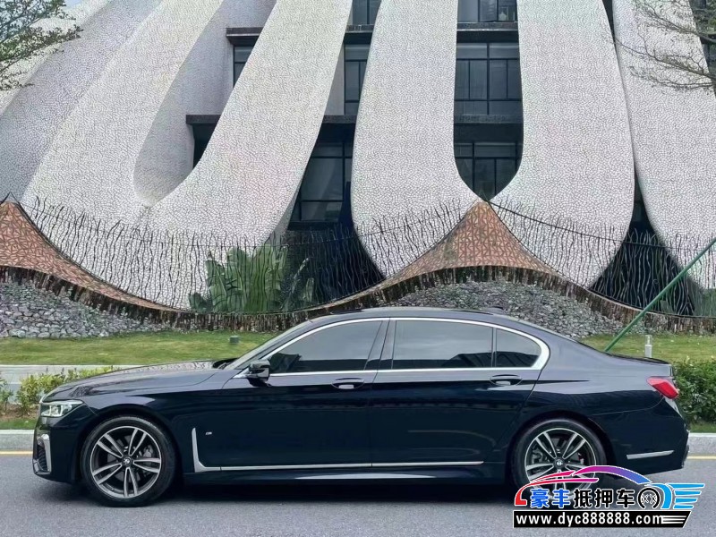 21年宝马7系轿车抵押车出售