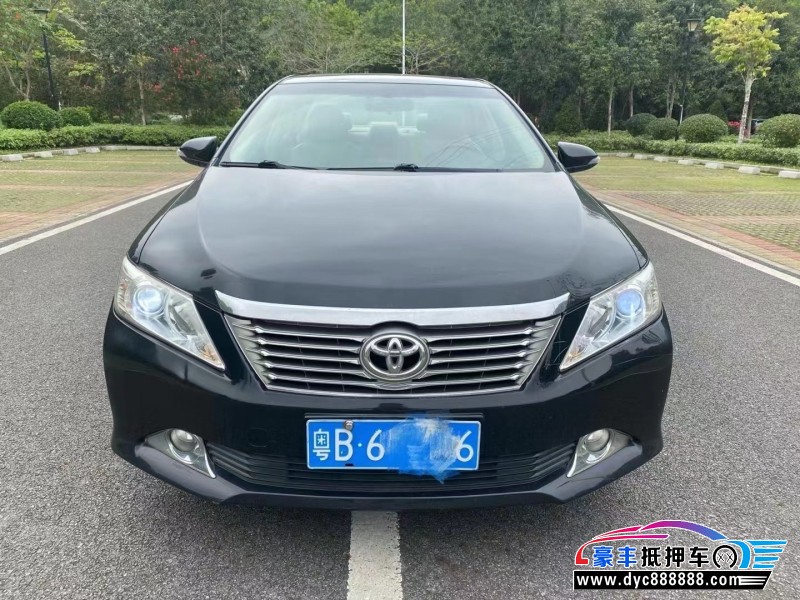 13年丰田凯美瑞轿车抵押车出售