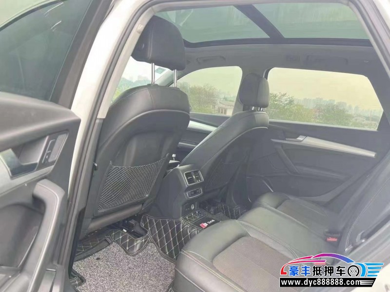 19年奥迪Q5SUV抵押车出售