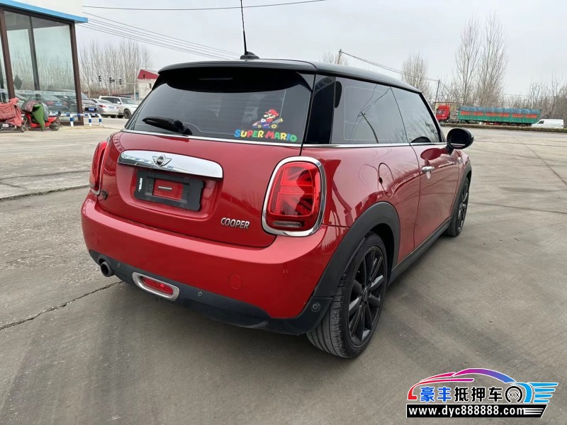 17年宝马MINI轿车抵押车出售