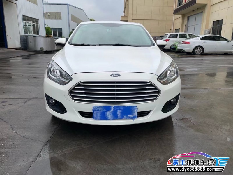 17年福特福睿斯轿车抵押车出售