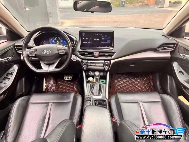 19年现代菲斯塔轿车抵押车出售