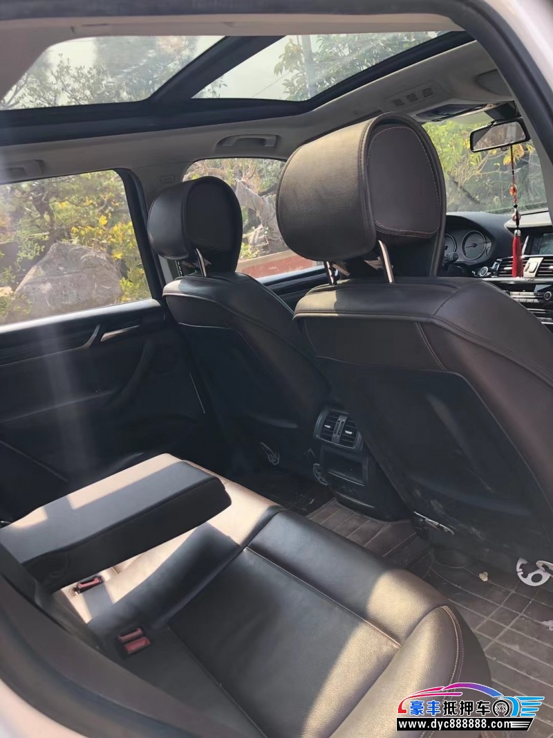 15年宝马X3轿车抵押车出售