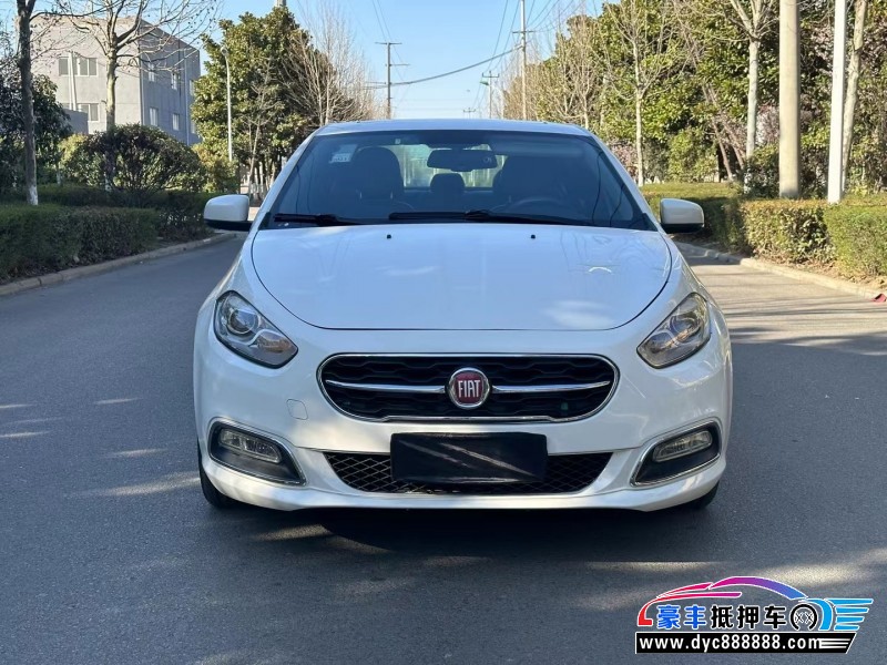 15年菲亚特菲翔轿车抵押车出售