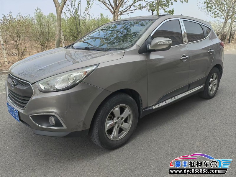 12年现代ix35轿车抵押车出售