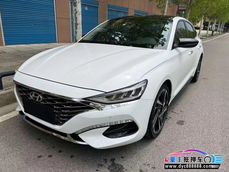 20年现代菲斯塔轿车抵押车出售