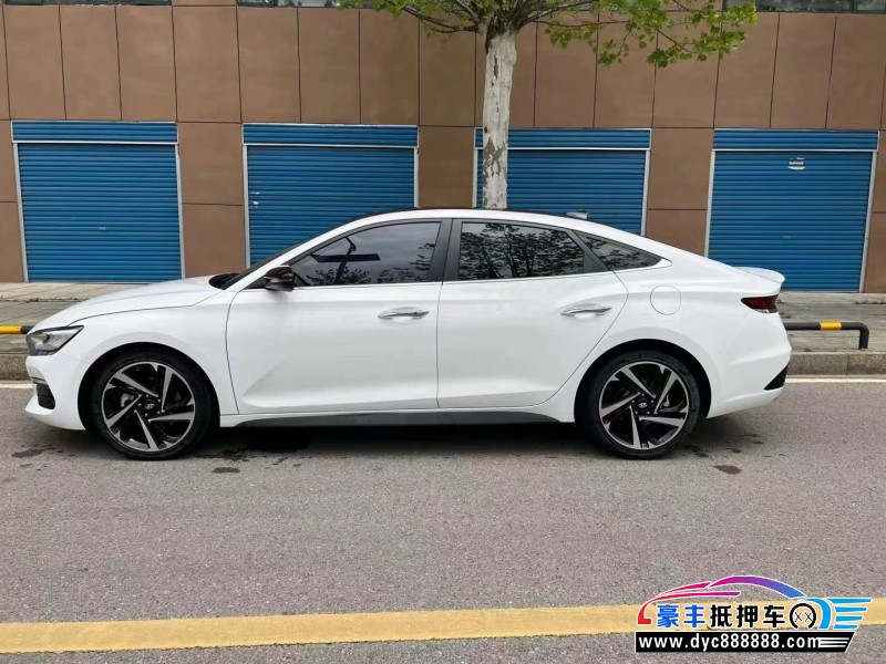 20年现代菲斯塔轿车抵押车出售