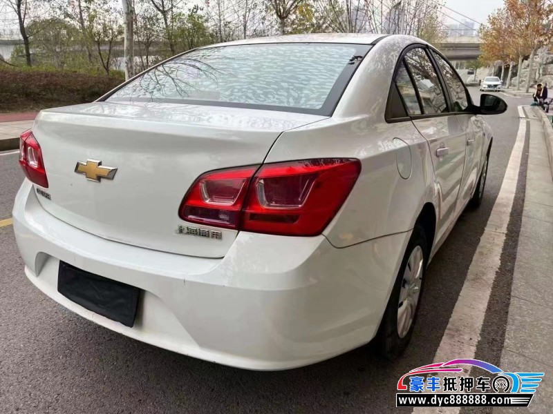 16年雪佛兰科鲁兹轿车抵押车出售