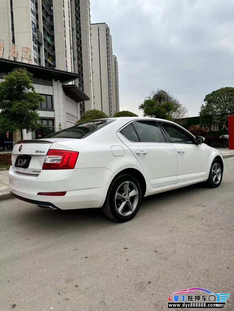 15年斯柯达明锐轿车抵押车出售