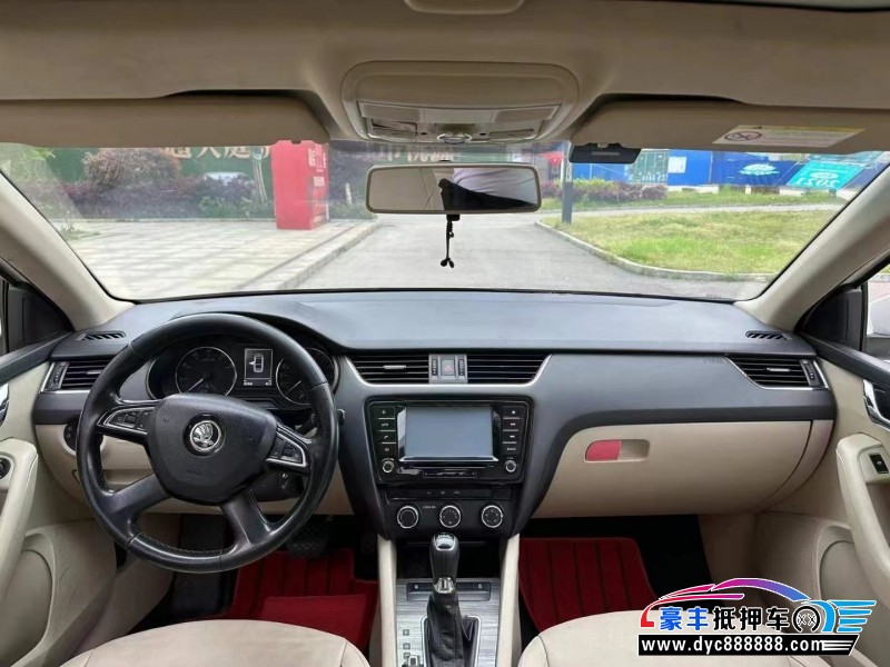 15年斯柯达明锐轿车抵押车出售