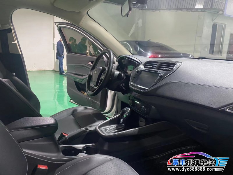 18年福特福睿斯轿车抵押车出售