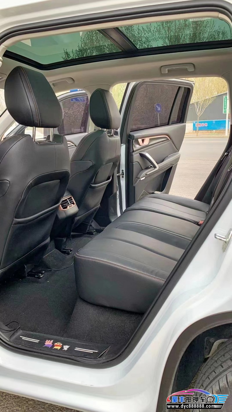 21年宝骏RS-5轿车抵押车出售