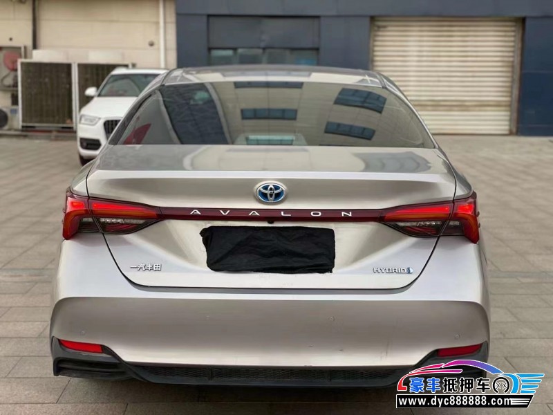 20年丰田亚洲龙轿车抵押车出售