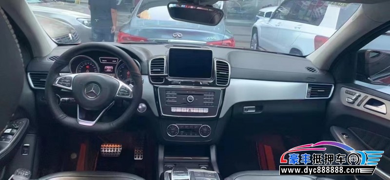 17年奔驰GLE轿车抵押车出售