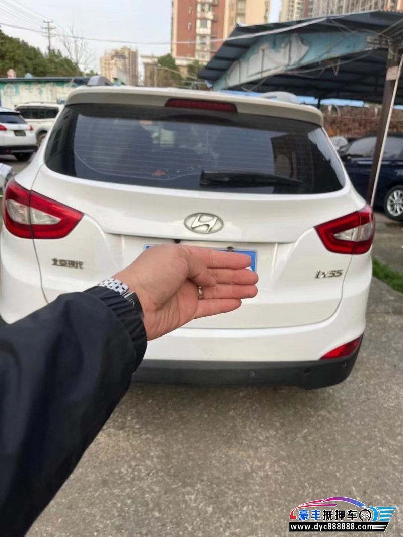 18年现代ix35SUV抵押车出售