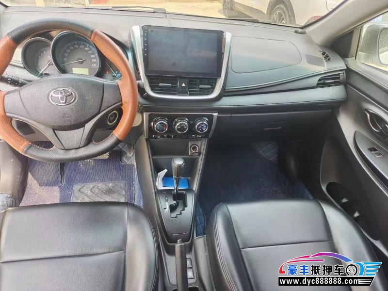 18年丰田致享轿车抵押车出售