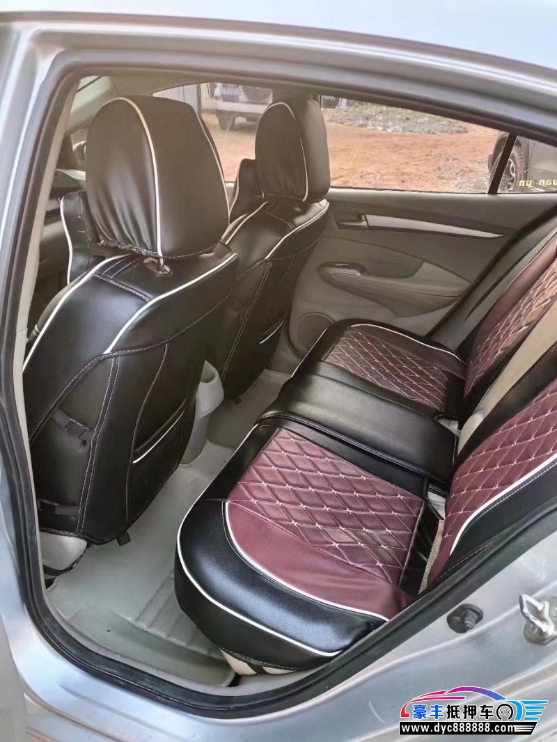 09年本田锋范经典轿车抵押车出售