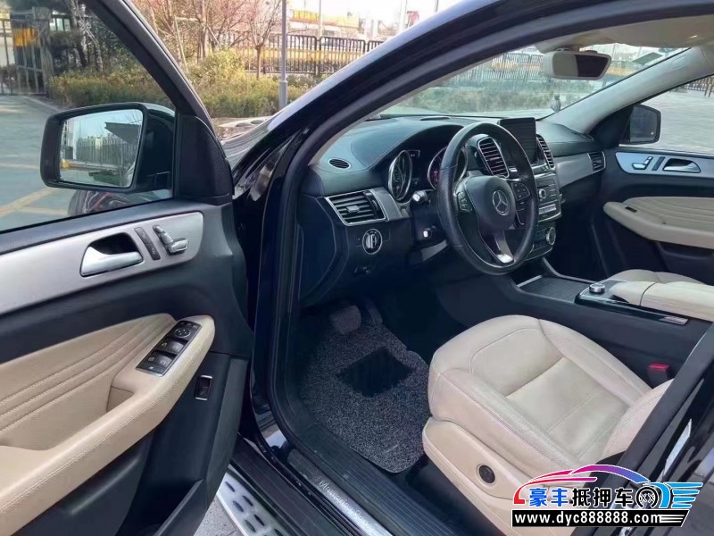 18年奔驰GLE轿车抵押车出售