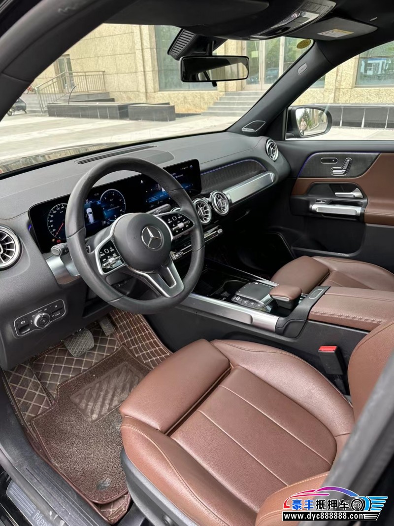 21年奔驰GLB轿车抵押车出售