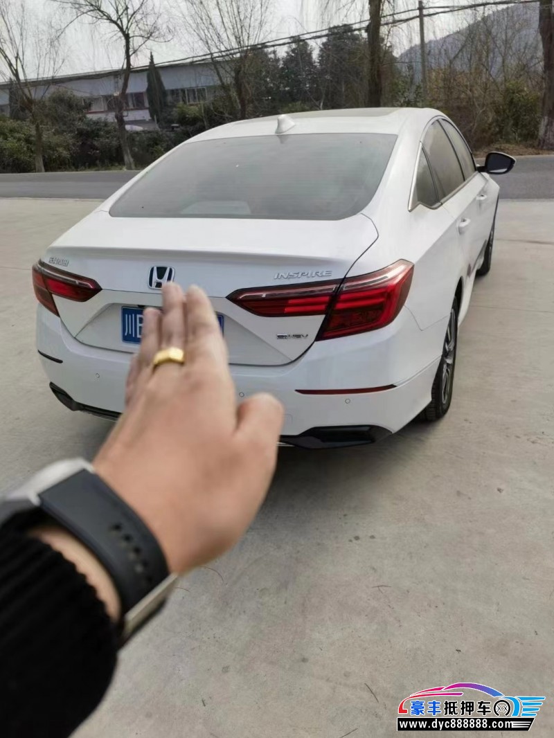 22年本田英诗派轿车抵押车出售