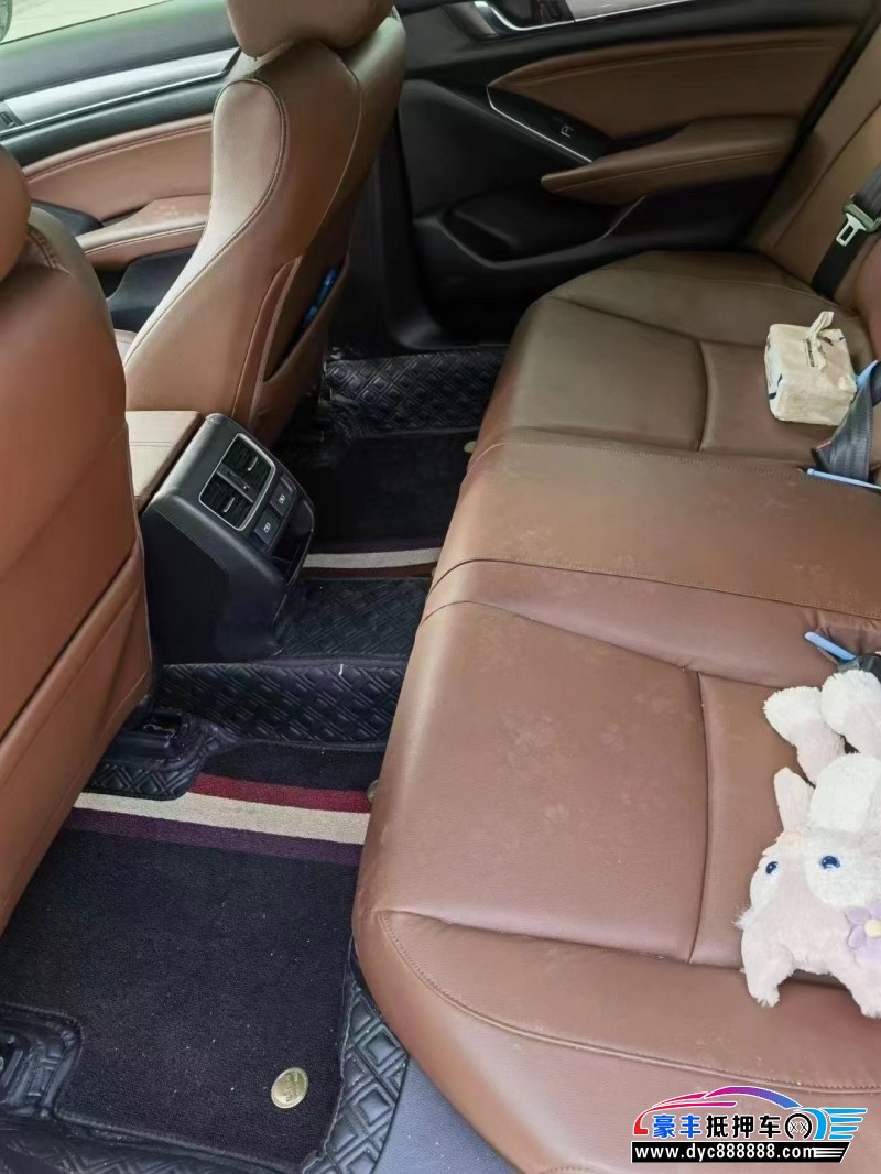 22年本田英诗派轿车抵押车出售