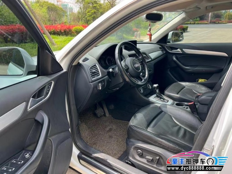 15年奥迪Q3轿车抵押车出售