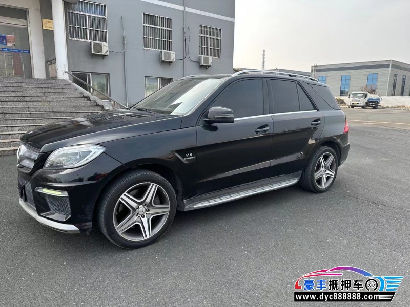 12年奔驰ML轿车抵押车出售