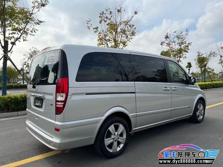 12年奔驰唯雅诺MPV抵押车出售