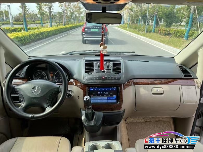 12年奔驰唯雅诺MPV抵押车出售