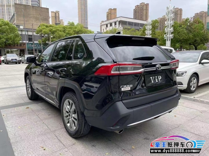 22年丰田威兰达轿车抵押车出售