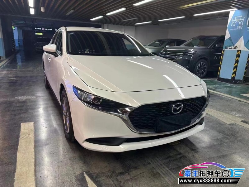 20年马自达昂克赛拉轿车抵押车出售