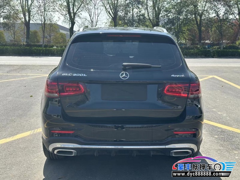 21年奔驰GLC轿车抵押车出售
