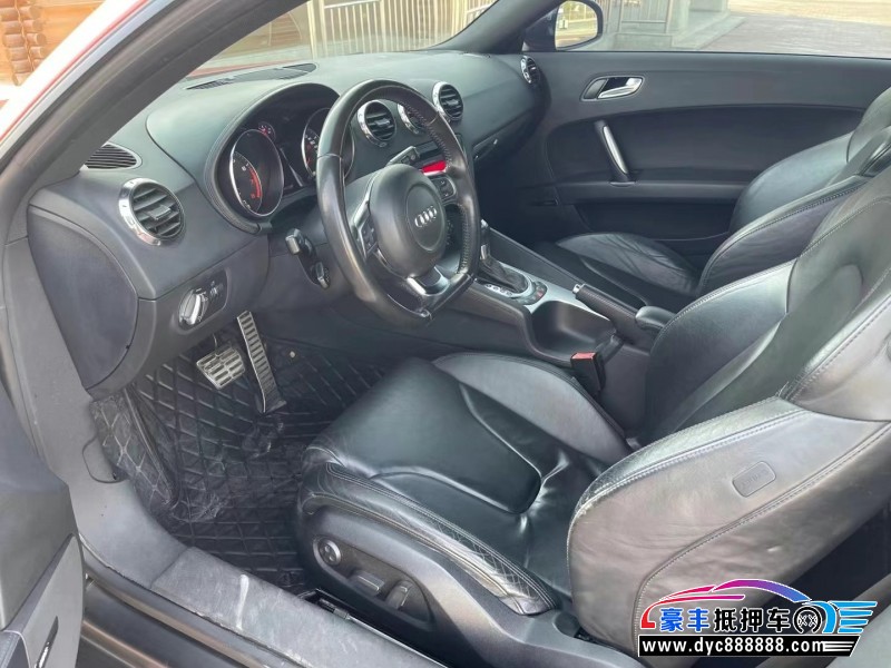 10年奥迪TT轿车抵押车出售