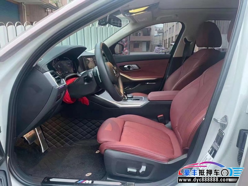 22年宝马3系轿车抵押车出售