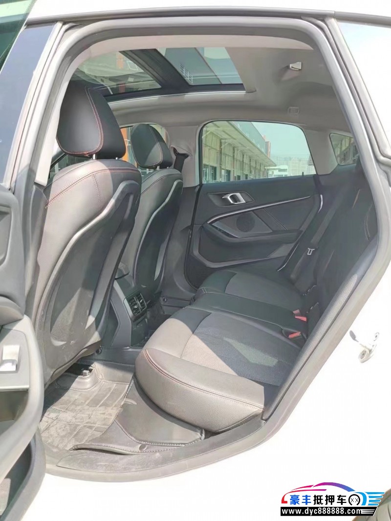 21年宝马2系轿车抵押车出售